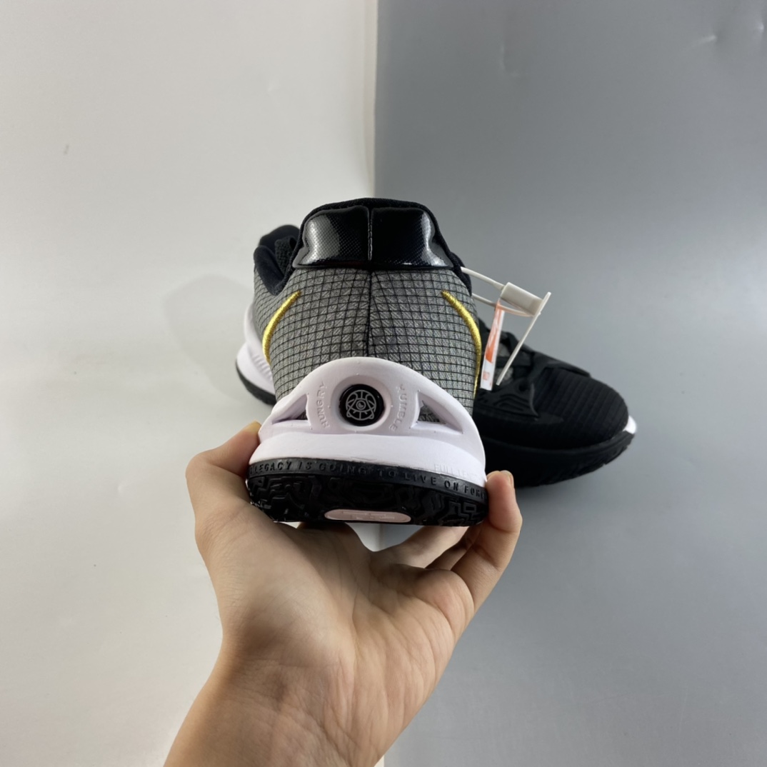 P220  NIKE Kyrie Low 4 EP 欧文4代低帮实战篮球鞋 CZ0105-001