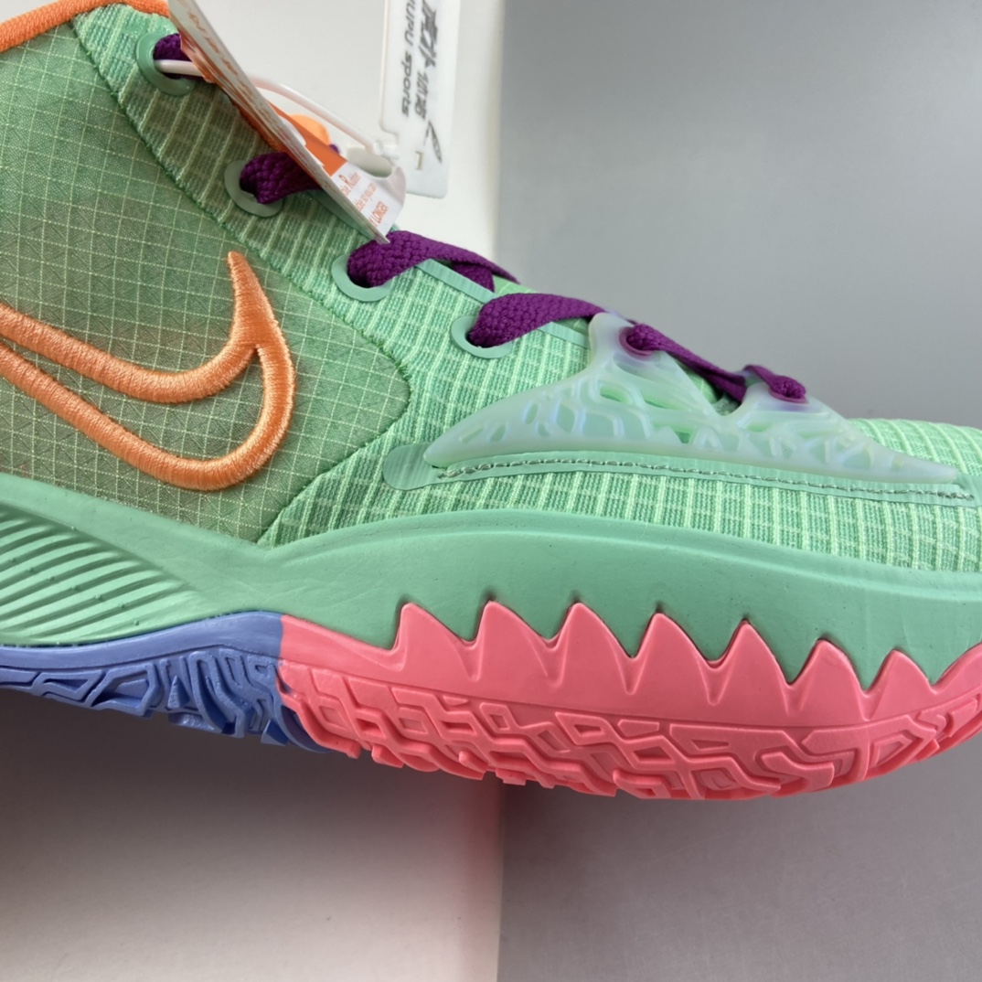 P220  NIKE Kyrie Low 4 EP 欧文4代低帮实战篮球鞋 CZ0105-300