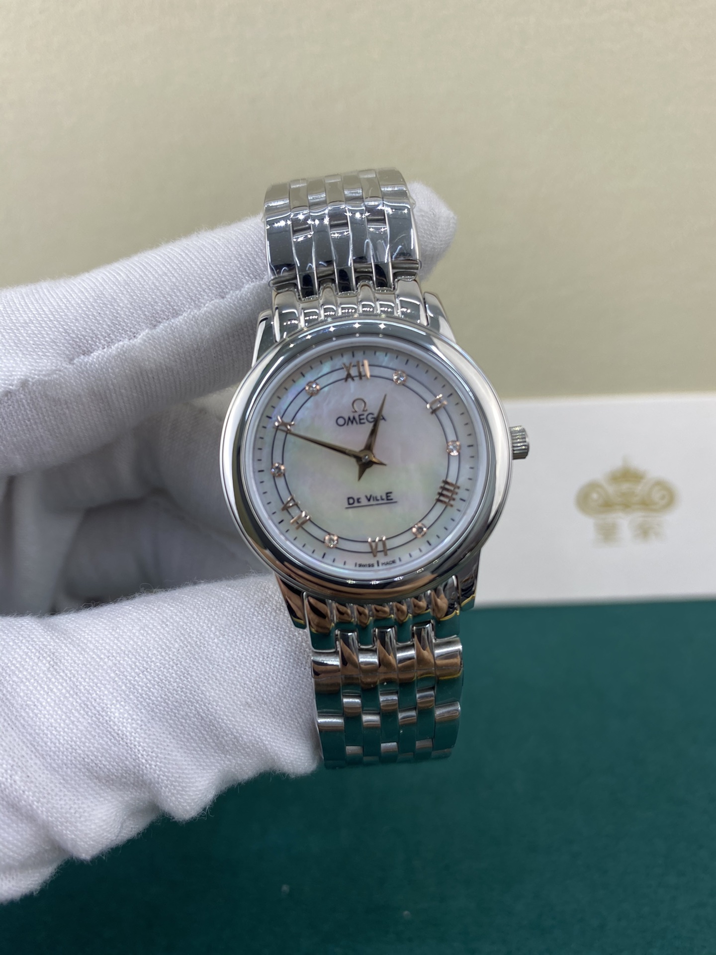 Omega 皇家 欧米茄蝶飞，女款贝母面