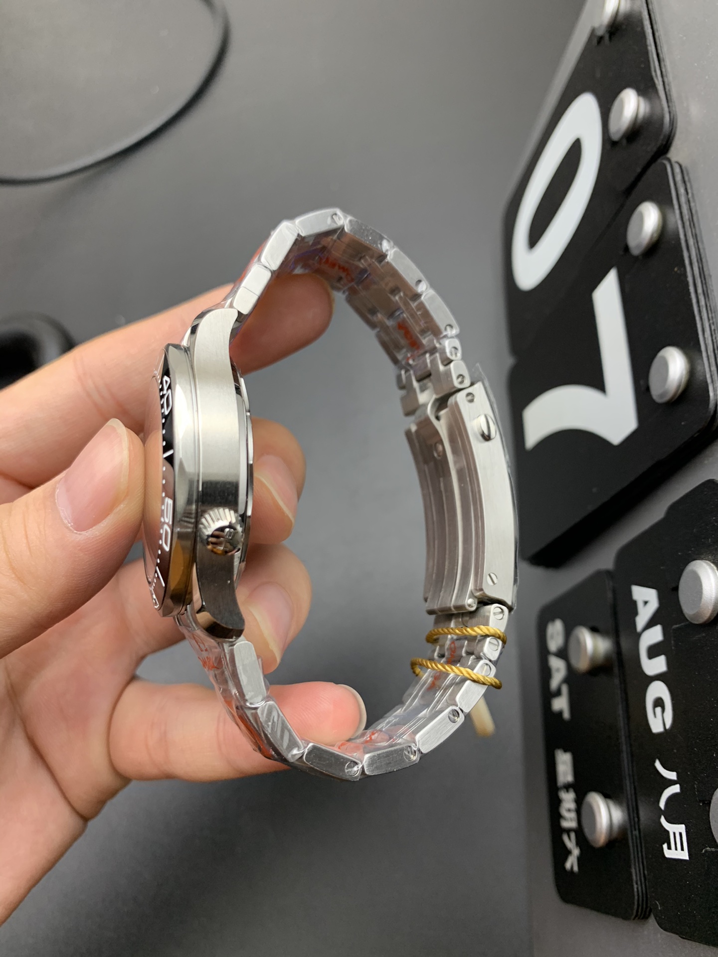 Omega OR 黑海马300