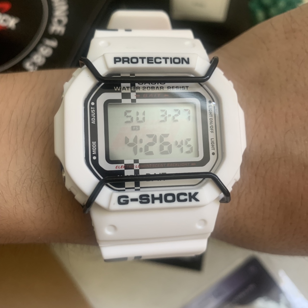 Casio envío incluido cuadrado pequeño serie dw-5600 foto real de Initial D