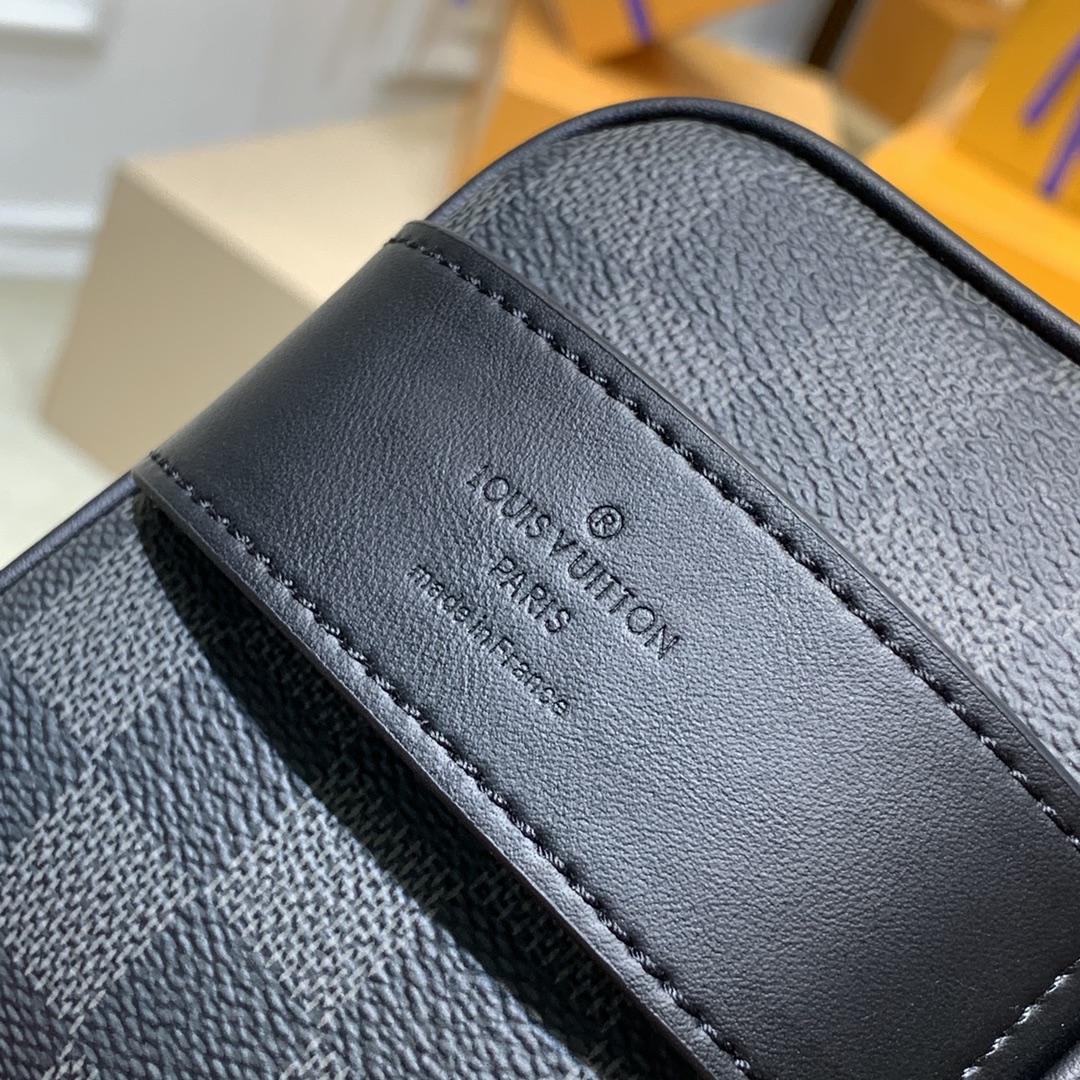 Louis Vuitton LV Toiletry pouch 盥洗包 N47625