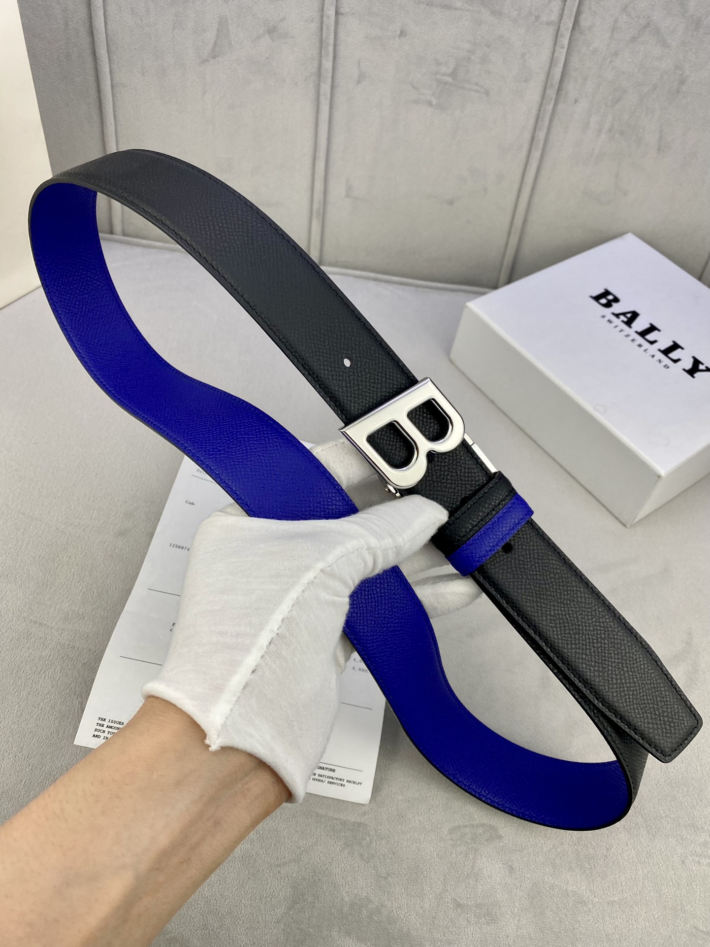 Authentic 3.5cm BALLY Barley Belts with Gold/Silver Buttons for Purchase and Customization. - 图片 3