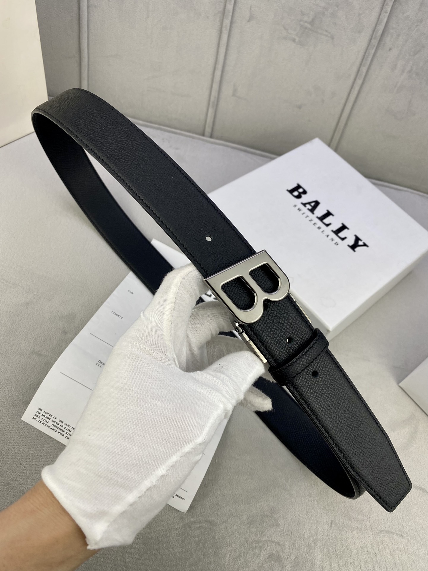 Authentic 3.5cm BALLY Barley Belts with Gold/Silver Buttons for Purchase and Customization. - 图片 4