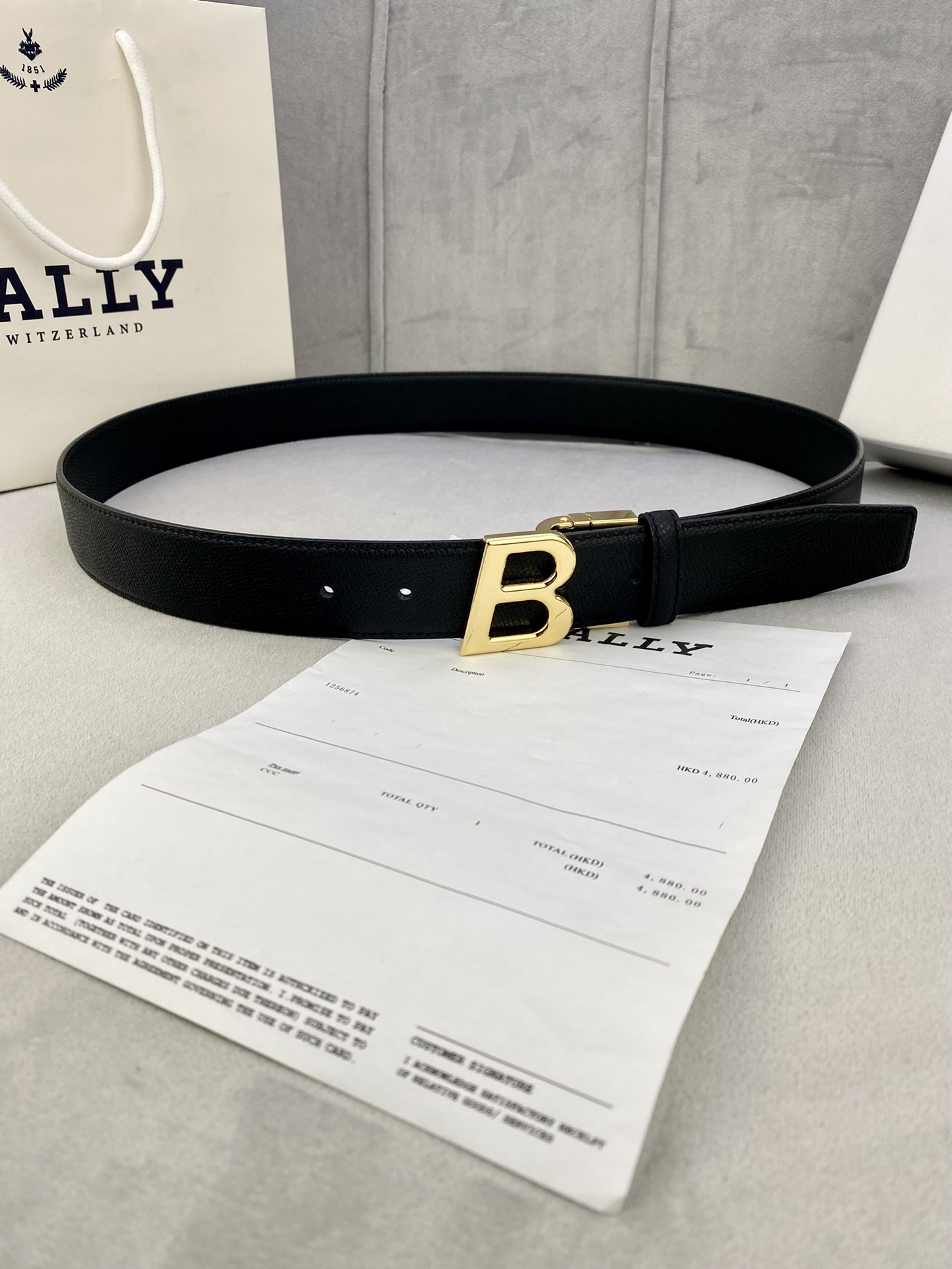 Authentic 3.5cm BALLY Barley Belts with Gold/Silver Buttons for Purchase and Customization.