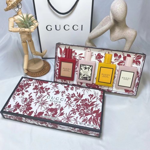 Gucci Bloom Miniature Perfume Set - Floral Fragrance Collection (4 x 30ml) 1 Gucci Bloom Miniature Perfume Set - Floral Fragrance Collection (4 x 30ml)