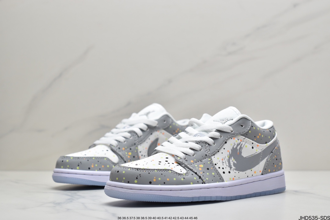 190 耐克Air Jordan 1 Low AJ1乔1低帮休闲板鞋 DC0774-001