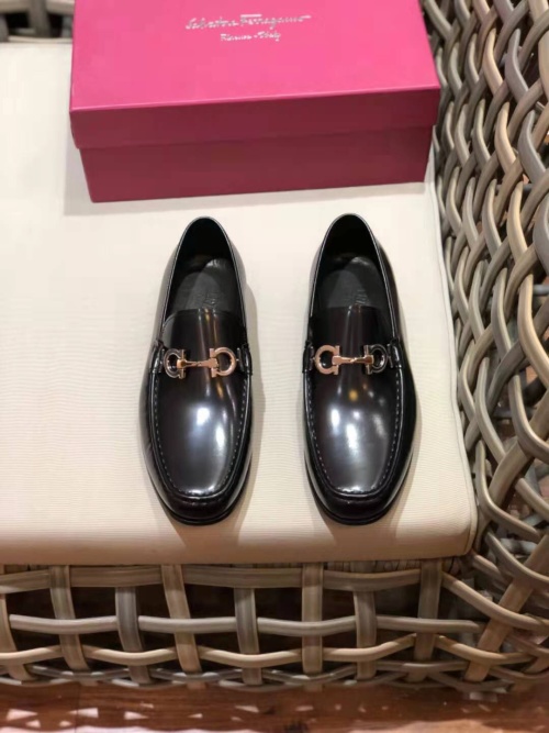 Salvatore Ferragamo Men's Leather Loafers with Gancini Ornament