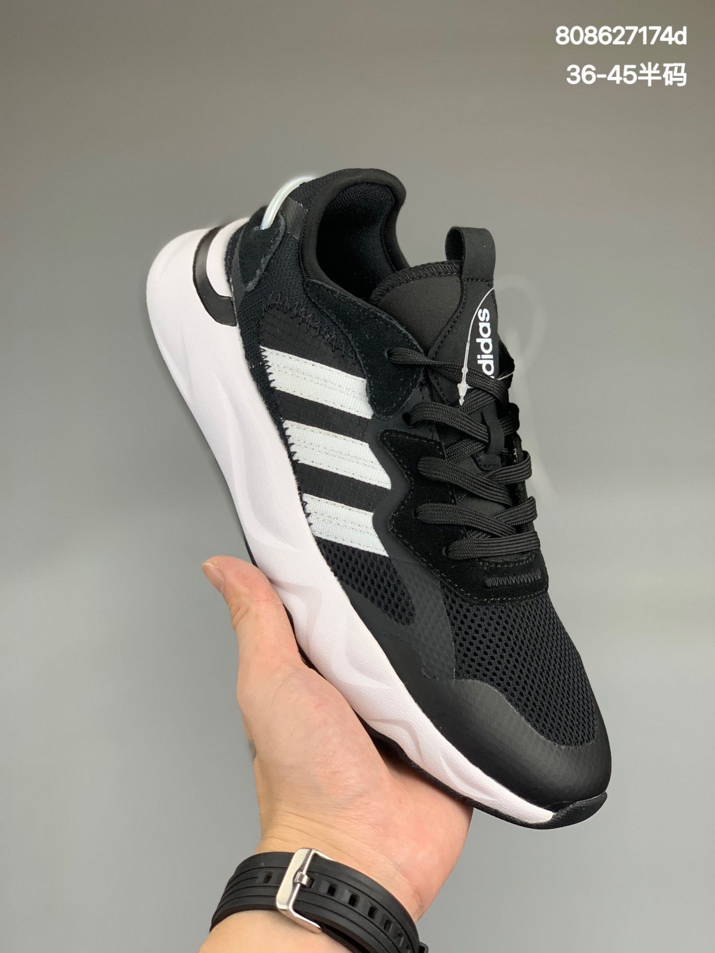 
阿迪达斯ADIDAS NEO FUTUREFLOW 休闲运动鞋，给双脚带来跑鞋般的舒适感。这款adidas运动鞋，力求展现运动风范。从人行道到地下铁，力求脚感舒适。多层和多种面料混搭鞋面，脚感舒适，Cloudfoam Comfort鞋垫覆网材，力求增添舒适感。货号：FW7195/FW3378/FW3377Size ：36 36.5 37 38 38.5 39 40 40.5 41 42 42.5 43 44 45
编码：808627174d