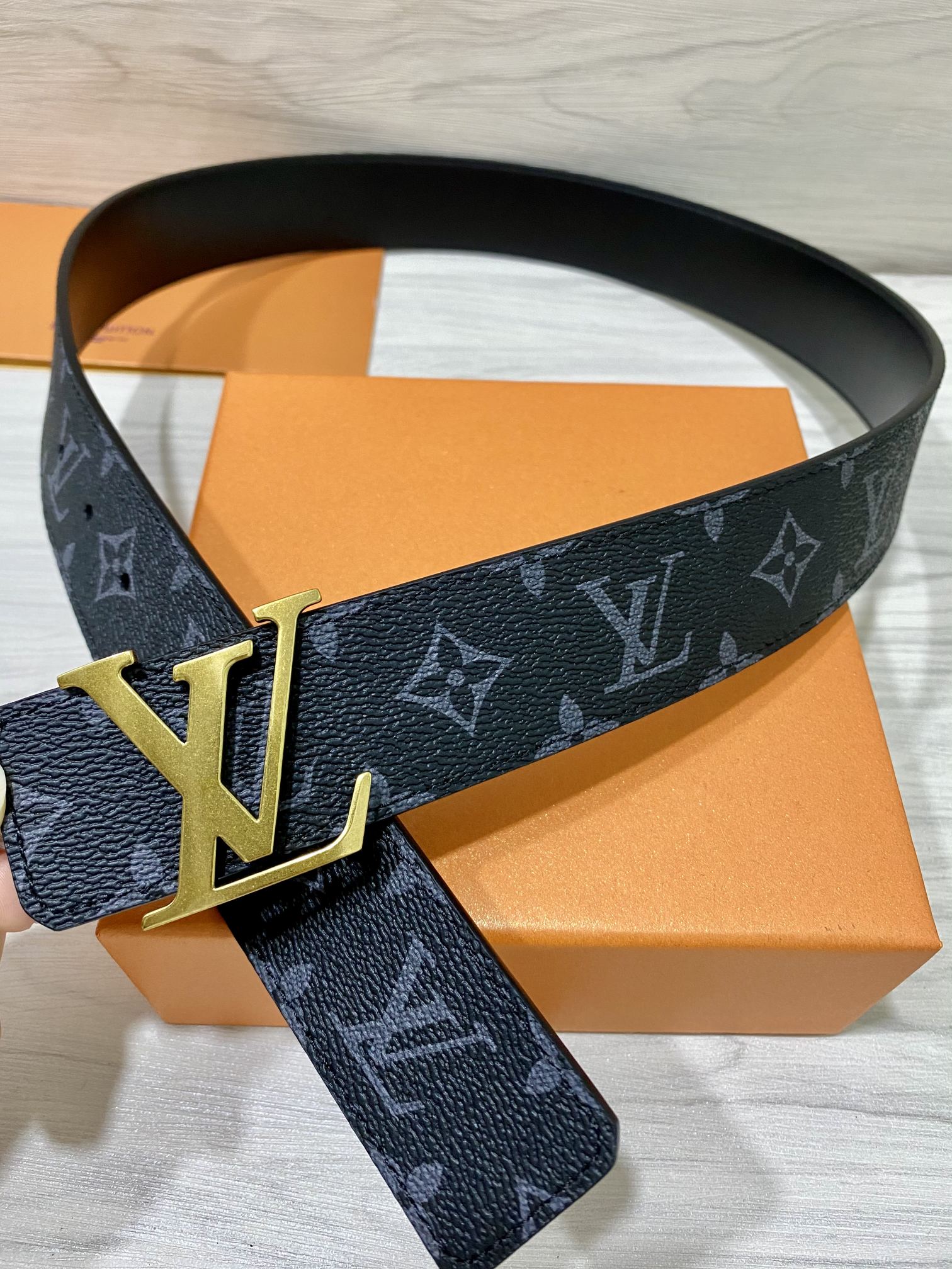 Louis Vuitton Haute Couture Haute Couture Ready-to-Wear Clothing Dress 2