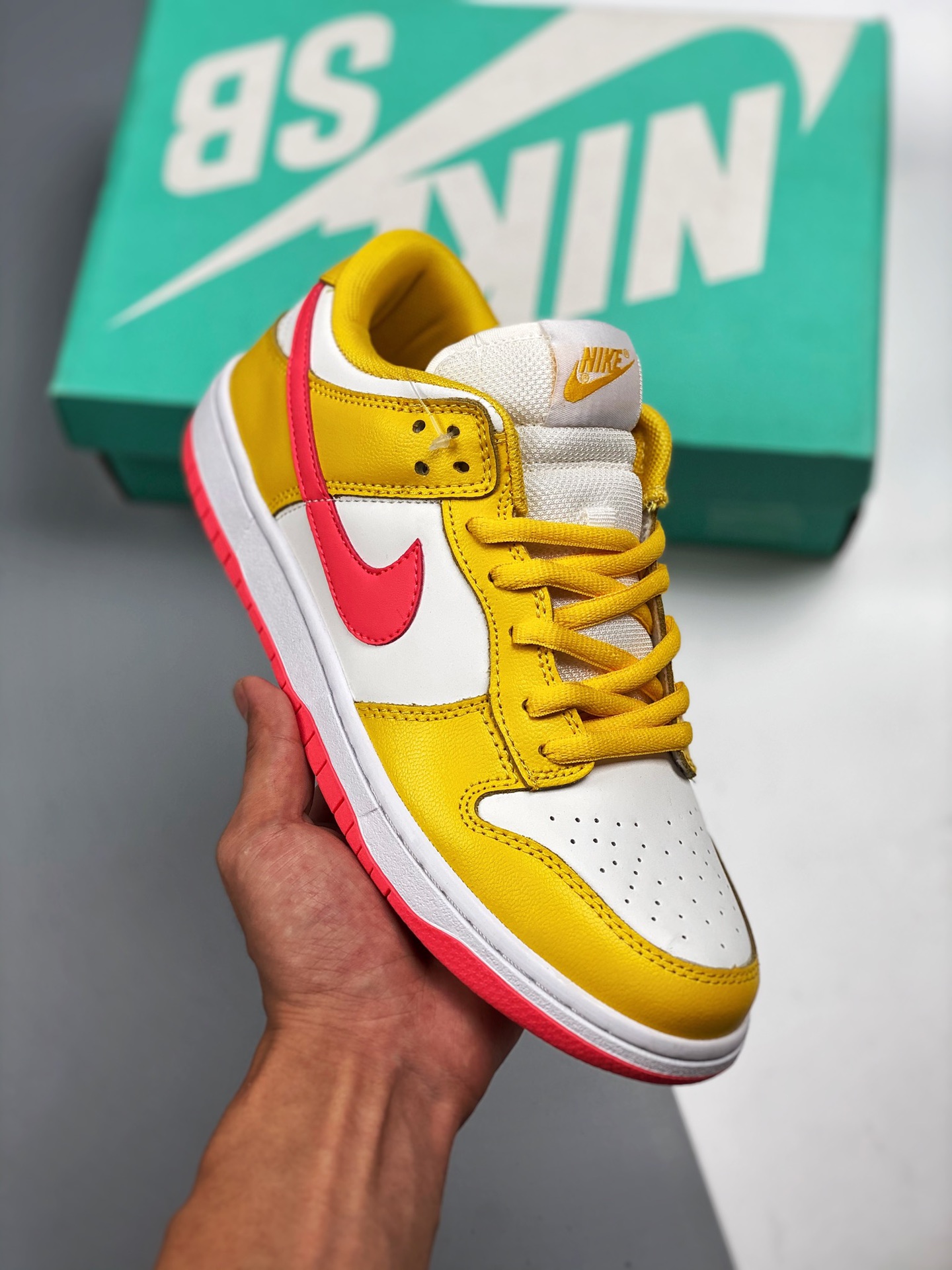 NK Dunk LOW PRO IW Blanco Amarillo Material de capa superior original, procesamiento de destilación con forma exclusiva…