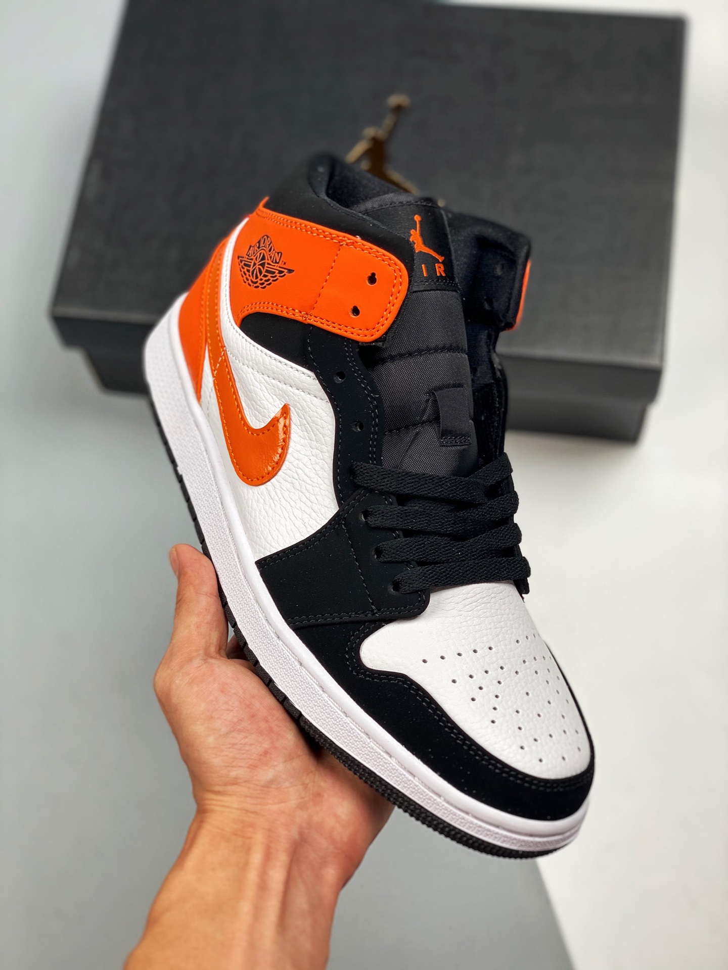 Beneficio exclusivo activado, dando la bienvenida a la temporada de regreso a clases💥 Air Jordan 1 Mid Tablero Roto, s…