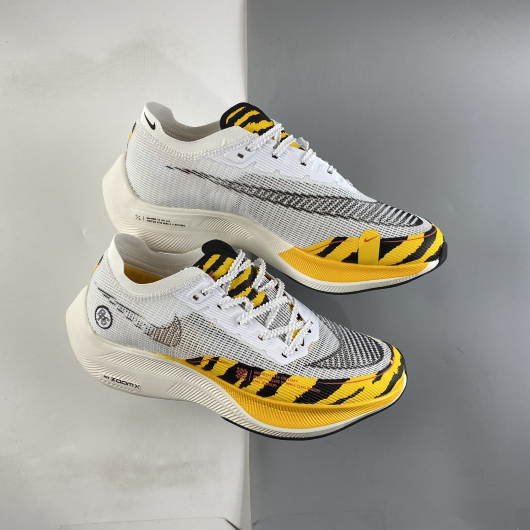 P180   NIKE ZoomX Vaporfly NEXT% 2 马拉松泡棉缓震运动慢跑鞋 DM7601-100