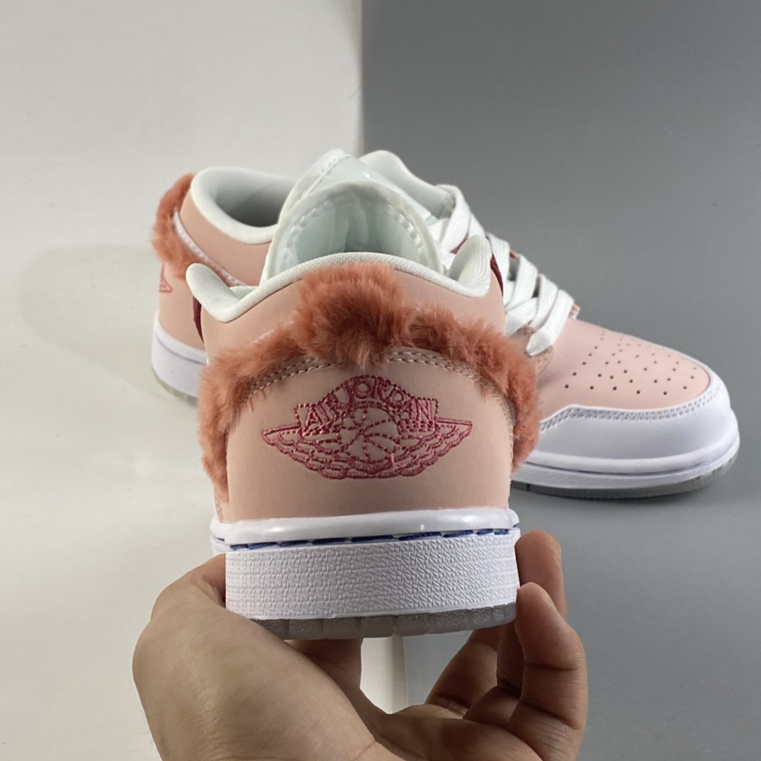 P200   Air Jordan 1 Low AJ1低帮时尚休闲板鞋 DC0774-105