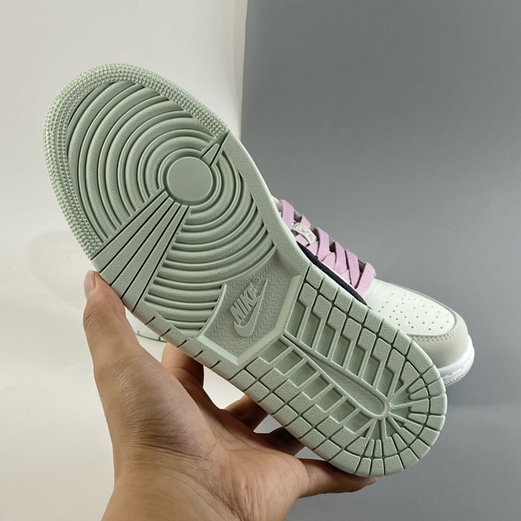 P240   Air Jordan 1 Low AJ1低帮时尚休闲板鞋 CZ0776-300