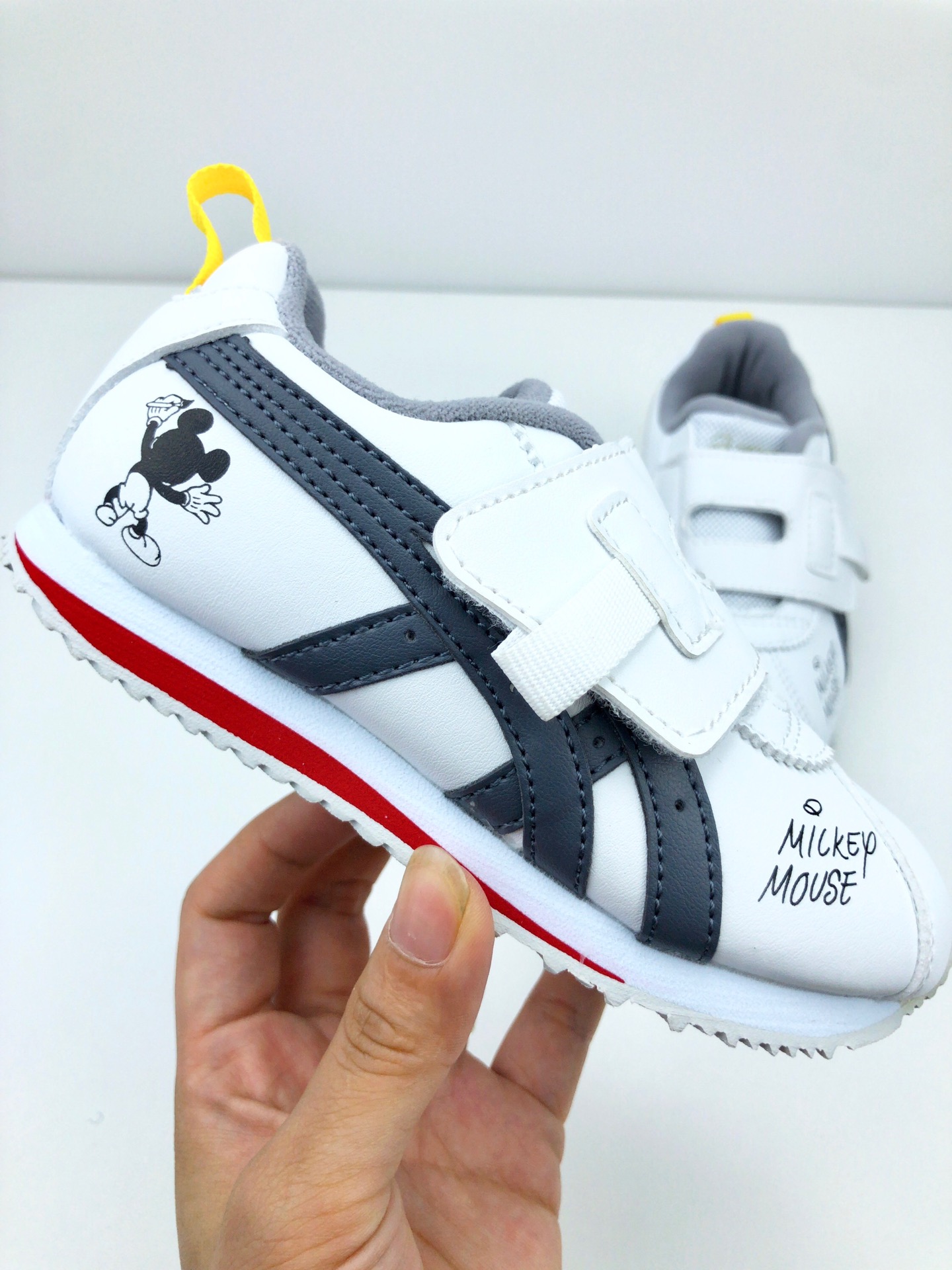 Children’s Fund with Disney’s Mickey McKinney Designs for Ages 6-12: Sizes 28-37 - 图片 3