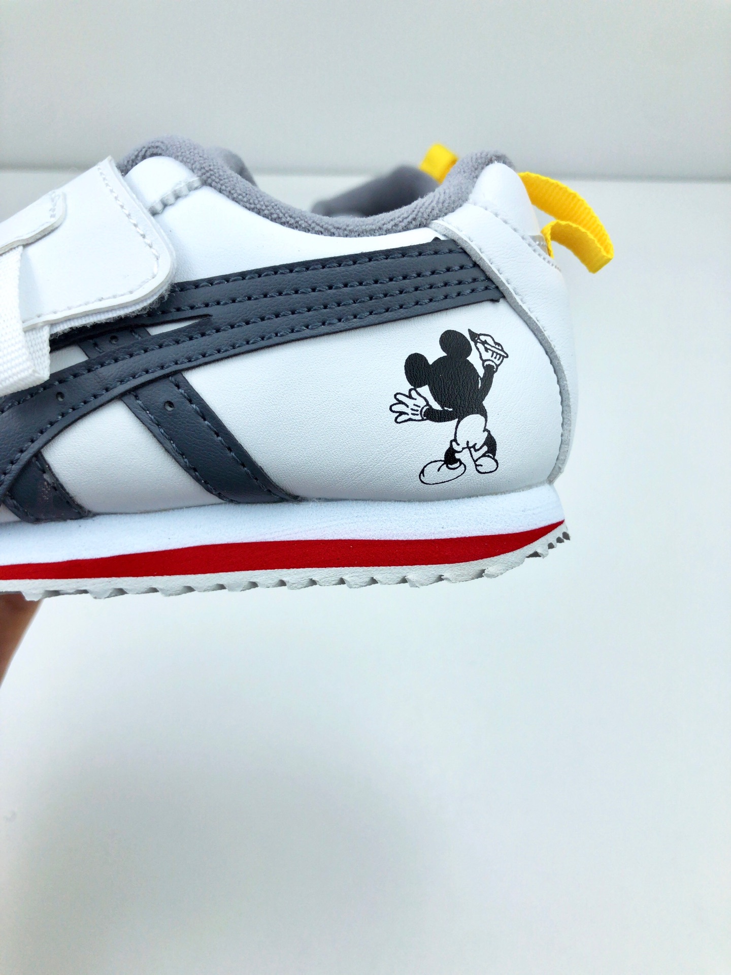 Children’s Fund with Disney’s Mickey McKinney Designs for Ages 6-12: Sizes 28-37 - 图片 7