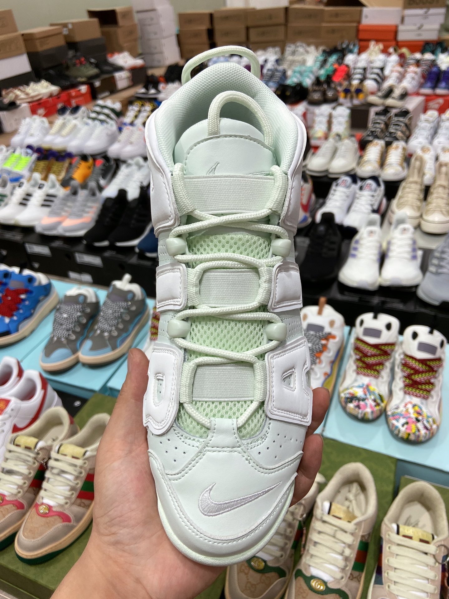 260高版本 耐克 Nike Air More Uptempo皮蓬经典高街百搭篮球鞋系列 917593-300