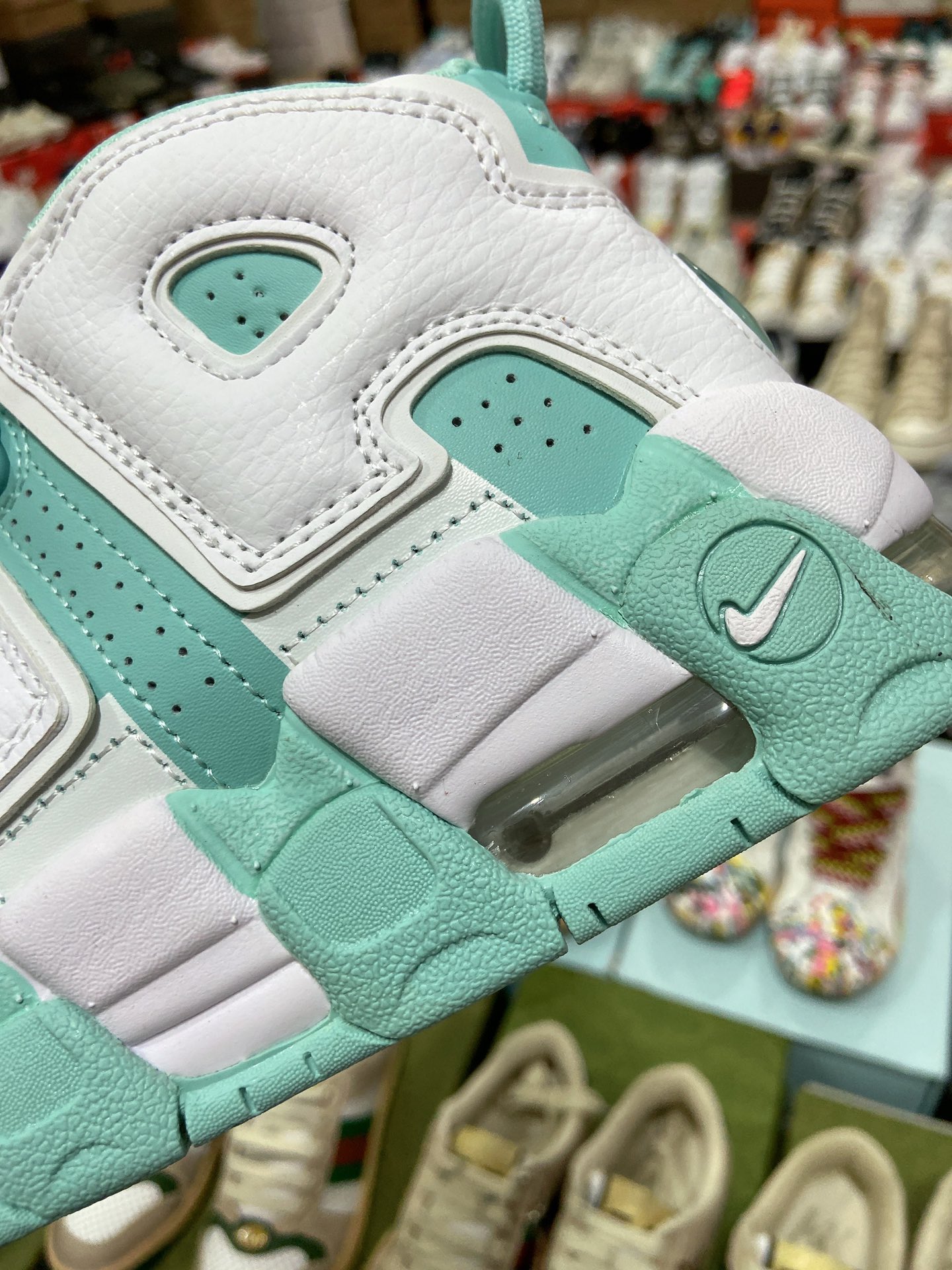 260高版本 耐克 Nike Air More Uptempo皮蓬经典高街百搭篮球鞋系列415082-300