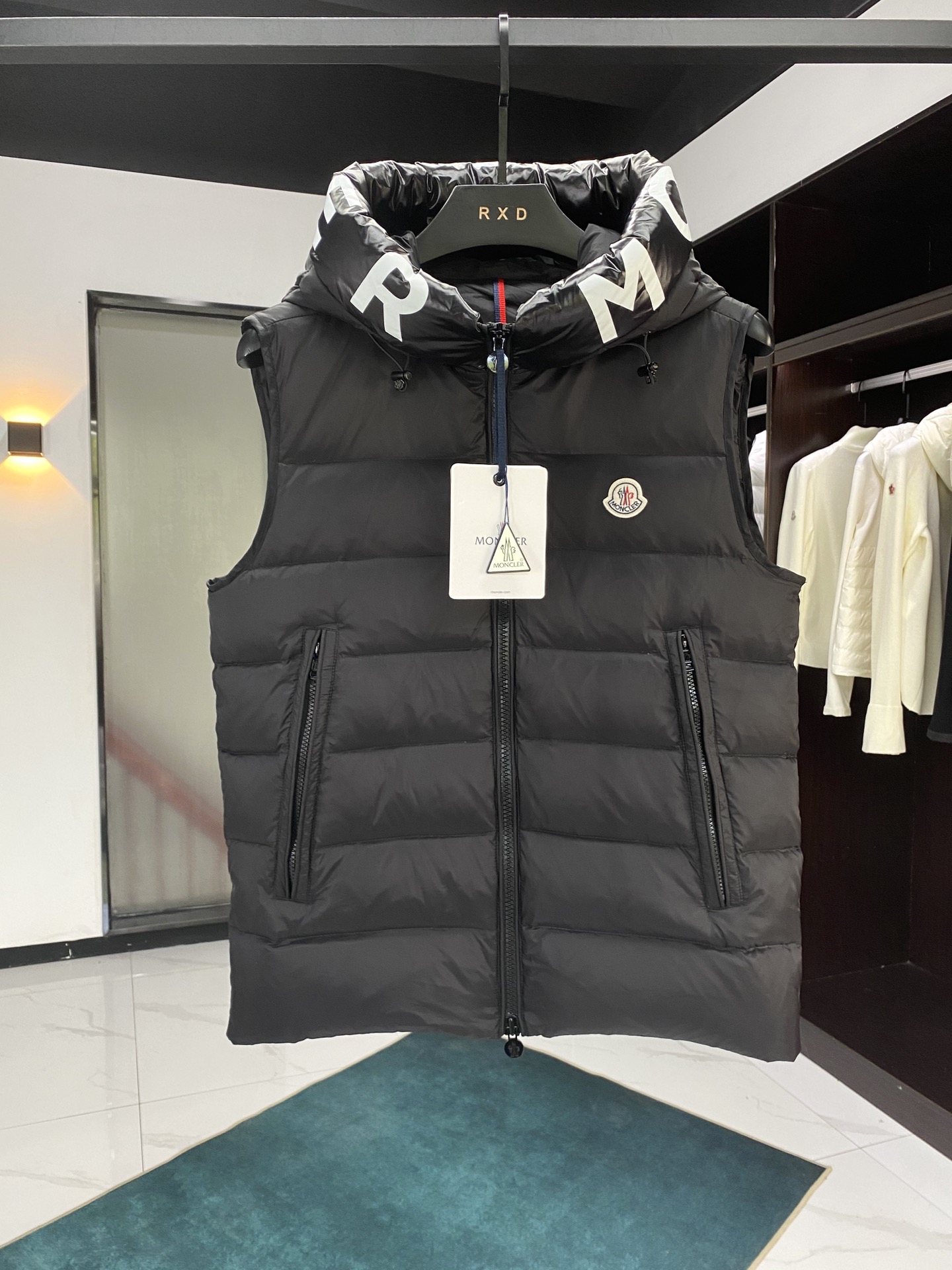 Moncler Ropa Abrigos y chaquetas Chaleco Hombres Nylon Blusa con capucha