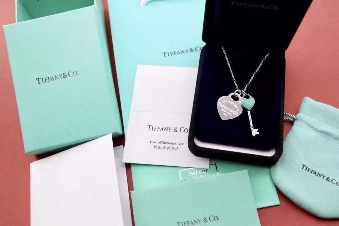 Tiffany & Co. 925纯银Tiffany&Co.珐琅爱心钥匙