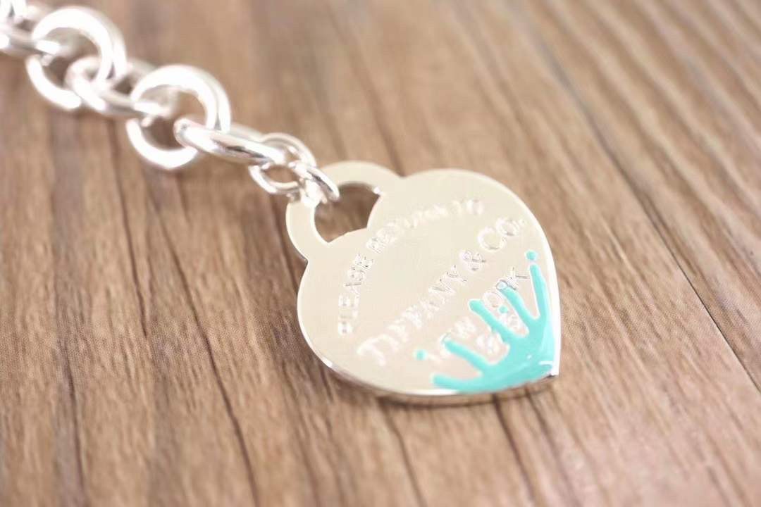 Tiffany & Co. 蒂芙尼Tiffany & Co. 珐琅心型泼墨手链