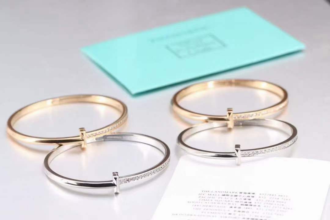 Tiffany & Co. Tiffany&Co. T1系列 无可替代窄式手镯