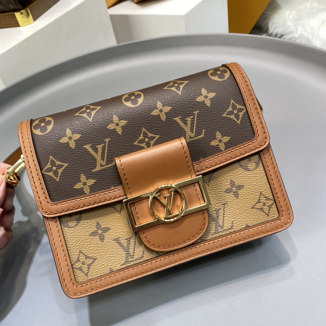 NO:176317,DAUHINE More details Appreciation - Model M44580,19860909DAUHINE 更多细节 鉴赏 - 型号M44580,,Bag