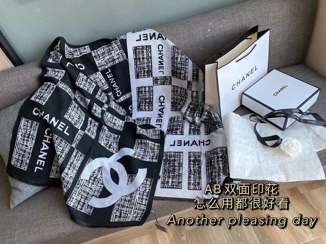 Chanel-Style Scarf - Comprehensive 5
