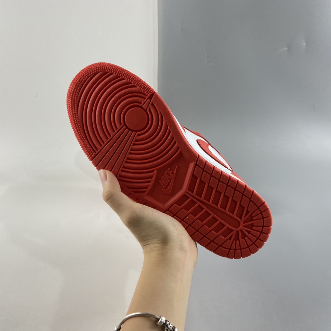 P260  Air Jordan 1 Mid AJ1 乔1 中帮百搭休闲运动板鞋 BQ6472-116