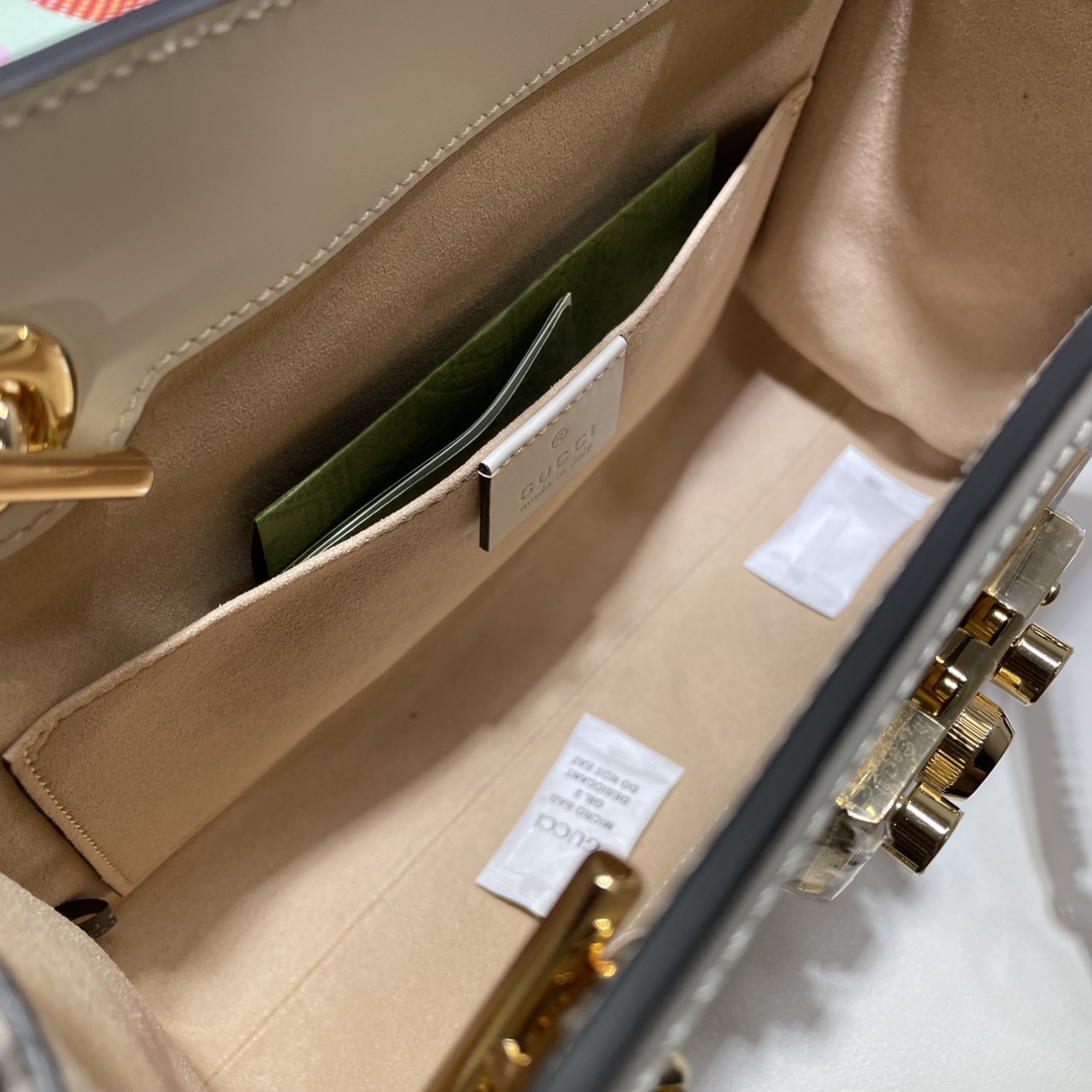 GUCCI古驰Padlock系列心苹果图案肩背包498156