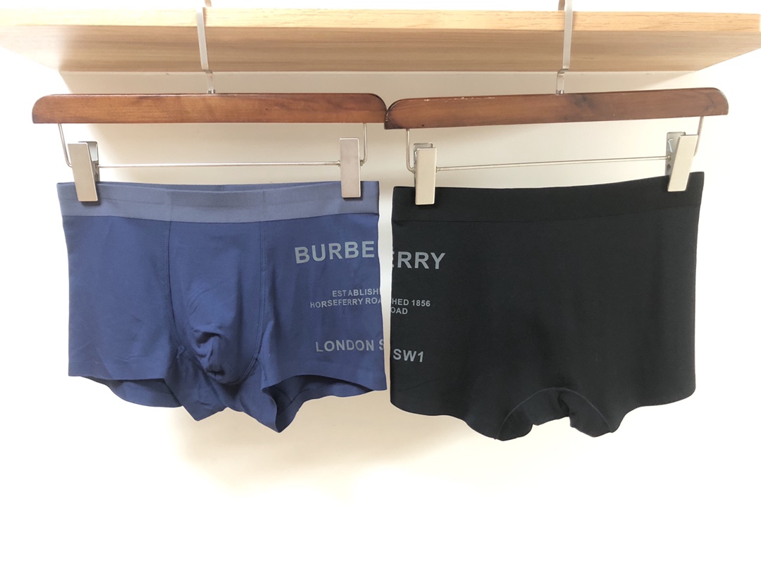 BURBERRY巴宝莉专柜最新款绝对