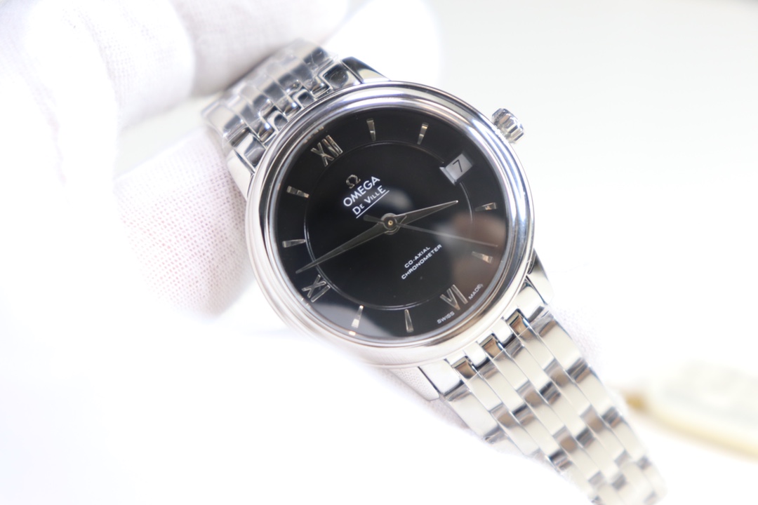 Omega 欧米茄蝶飞 女款系列【表壳】腕表尺寸32 7*9 5 、厚度适合女性佩戴大小适中