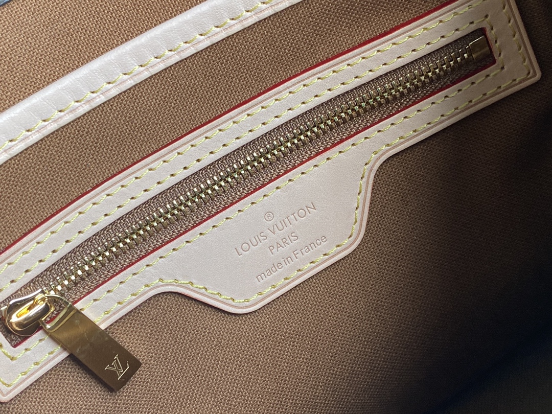 路易威登 Louis Vuitton 高定典藏名品高定成衣时装外套连衣裙衬衫T恤 #3A260D94 9
