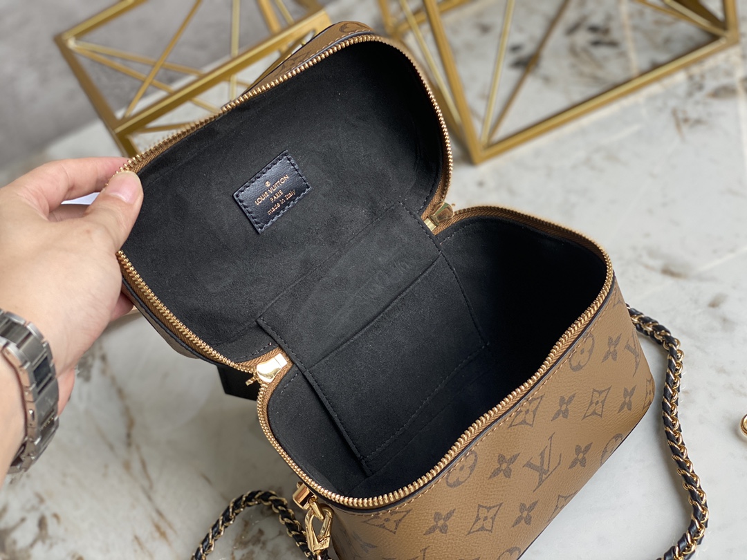 Louis Vuitton Haute Couture Classic Luxury Handbag Shoulder Crossbody 8