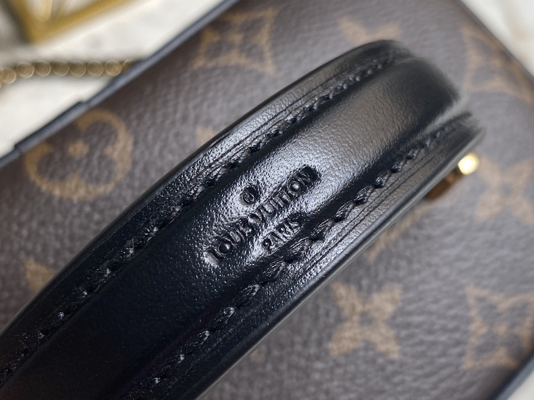 Louis Vuitton Haute Couture Classic Luxury Handbag Shoulder Crossbody 7