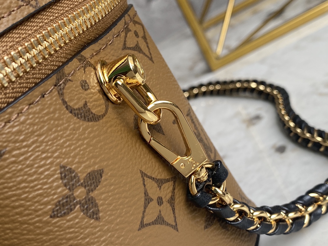 Louis Vuitton Haute Couture Classic Luxury Handbag Shoulder Crossbody 6