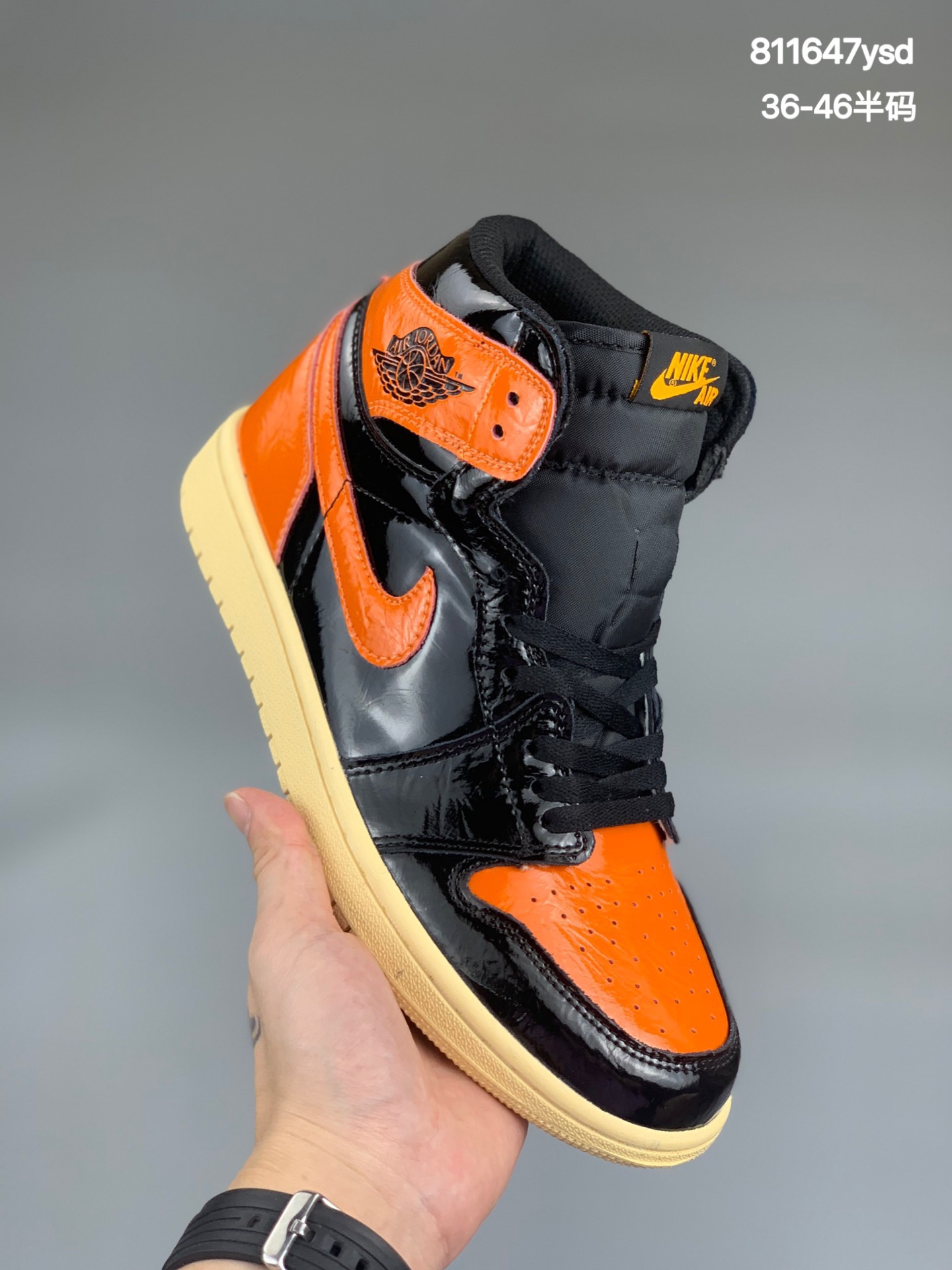 
Air Jordan 1 High Zoom R2T