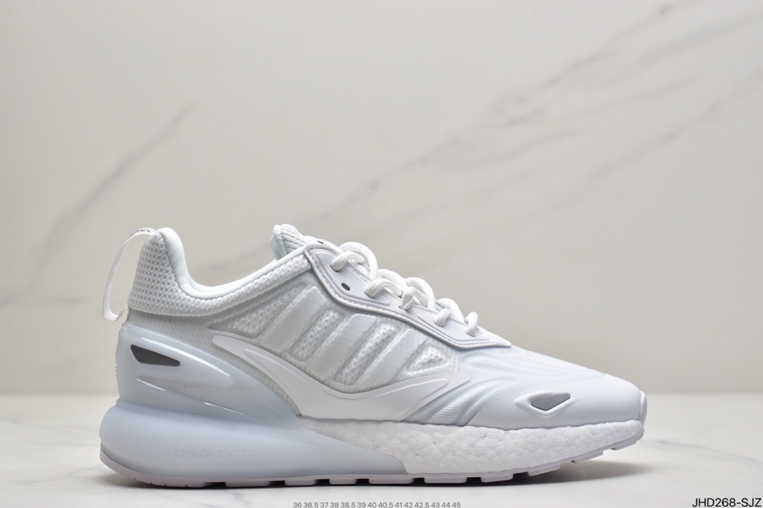 190 阿迪达斯AD Originals ZX 2K Boost 2.0采用科技风设计GZ7740