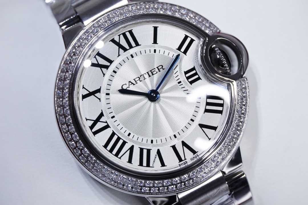 Cartier 卡地亚蓝气球
