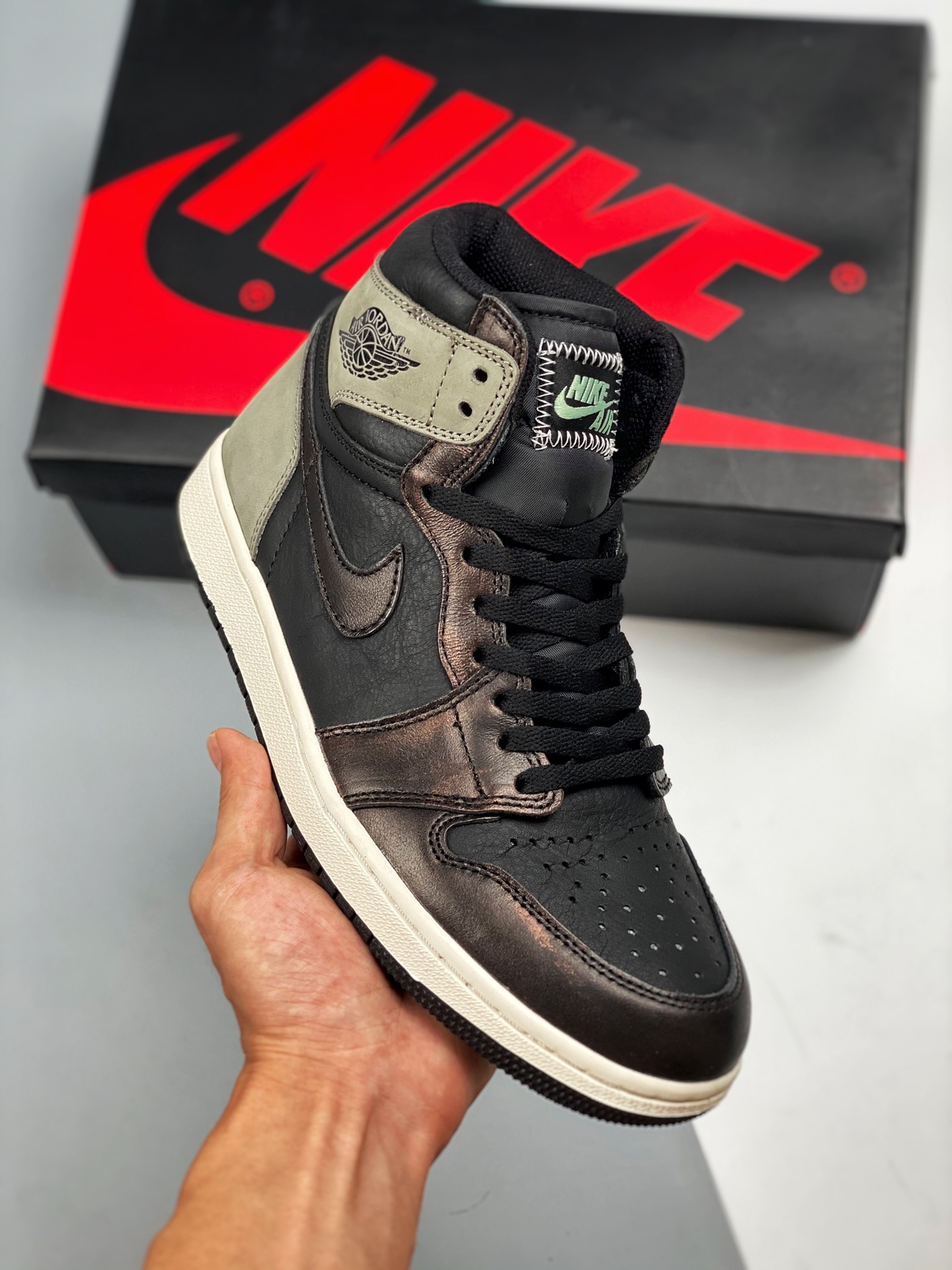 Air Jordan 1 Retro High OG bronce, camaleón, fabricado por una gran fábrica original, la mejor calidad en su rango de p…