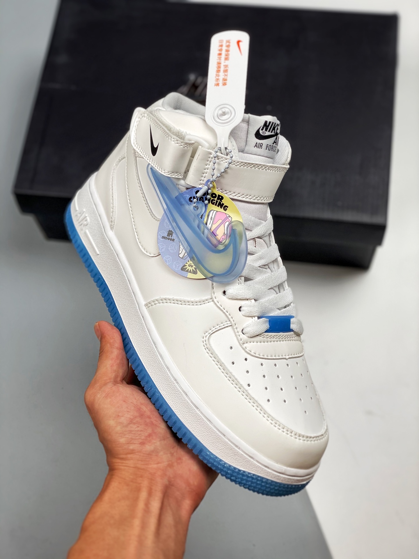 Air Force 1 '07 blanco y azul. Horma y cartón originales, estilo auténtico de Air Force, enfocado en canales de comerci…