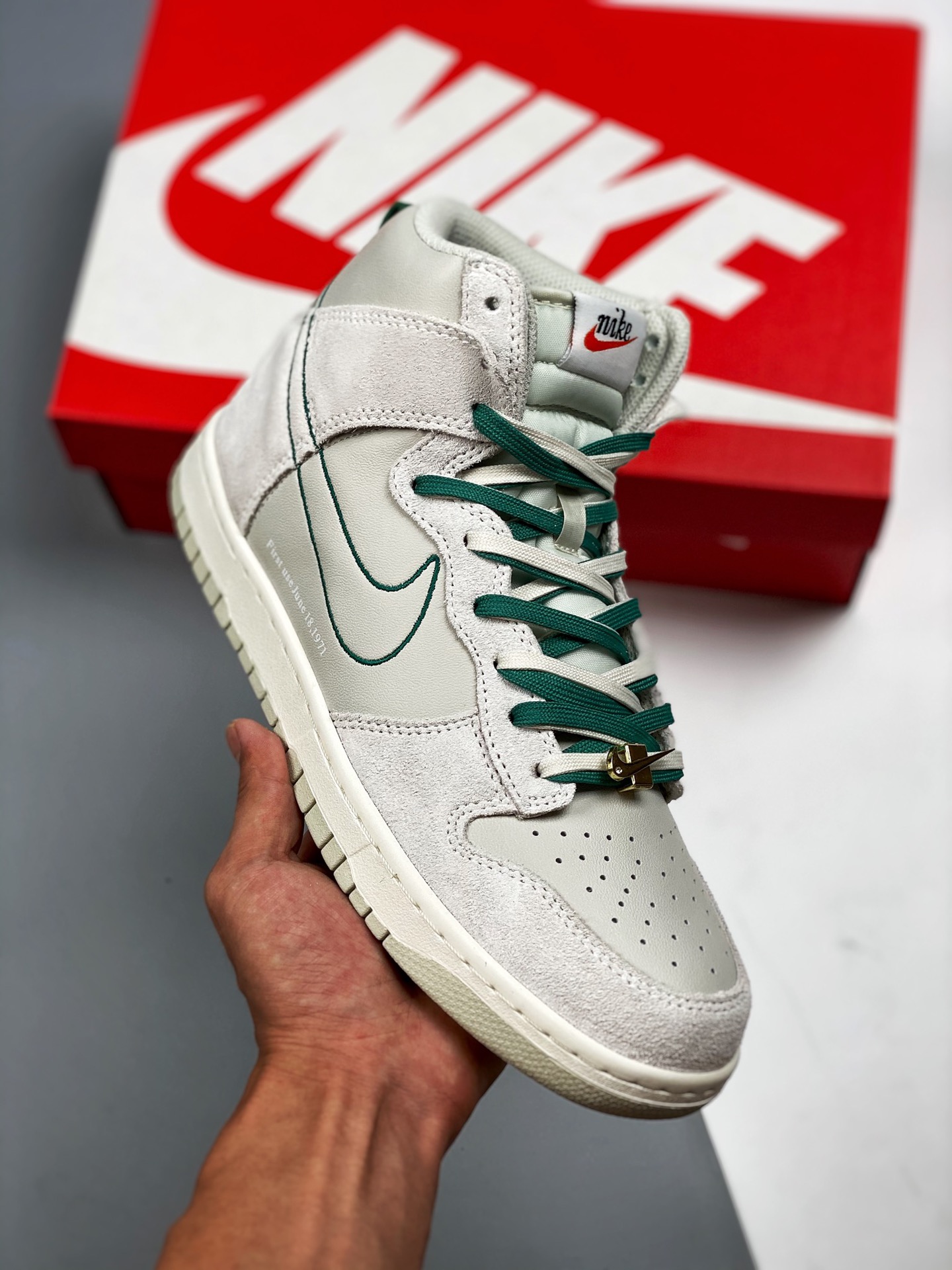 Nike Dunk High 'First Use' blanco/verde con detalles dorados. Original de fábrica. #Etiqueta tejida original, coincide …