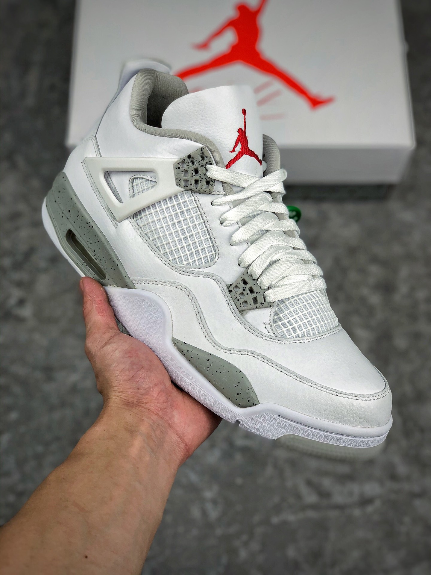  核心放店
Air Jordan 4 Retro 