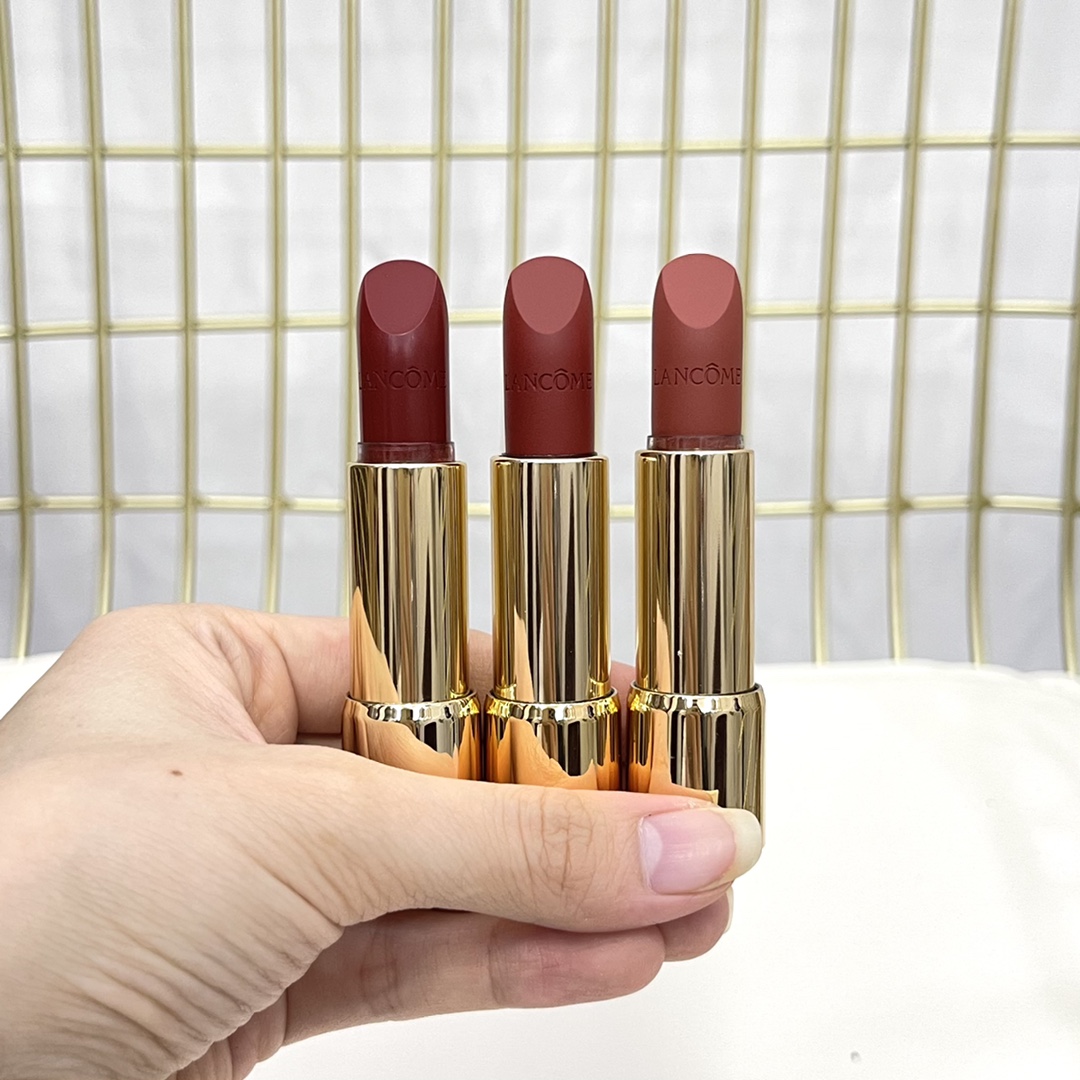 Lancome L'Absolu Rouge Intimatte Matte Lipstick - Plush Comfort, Bare Lips Feel 6 i1628745297 8167 4