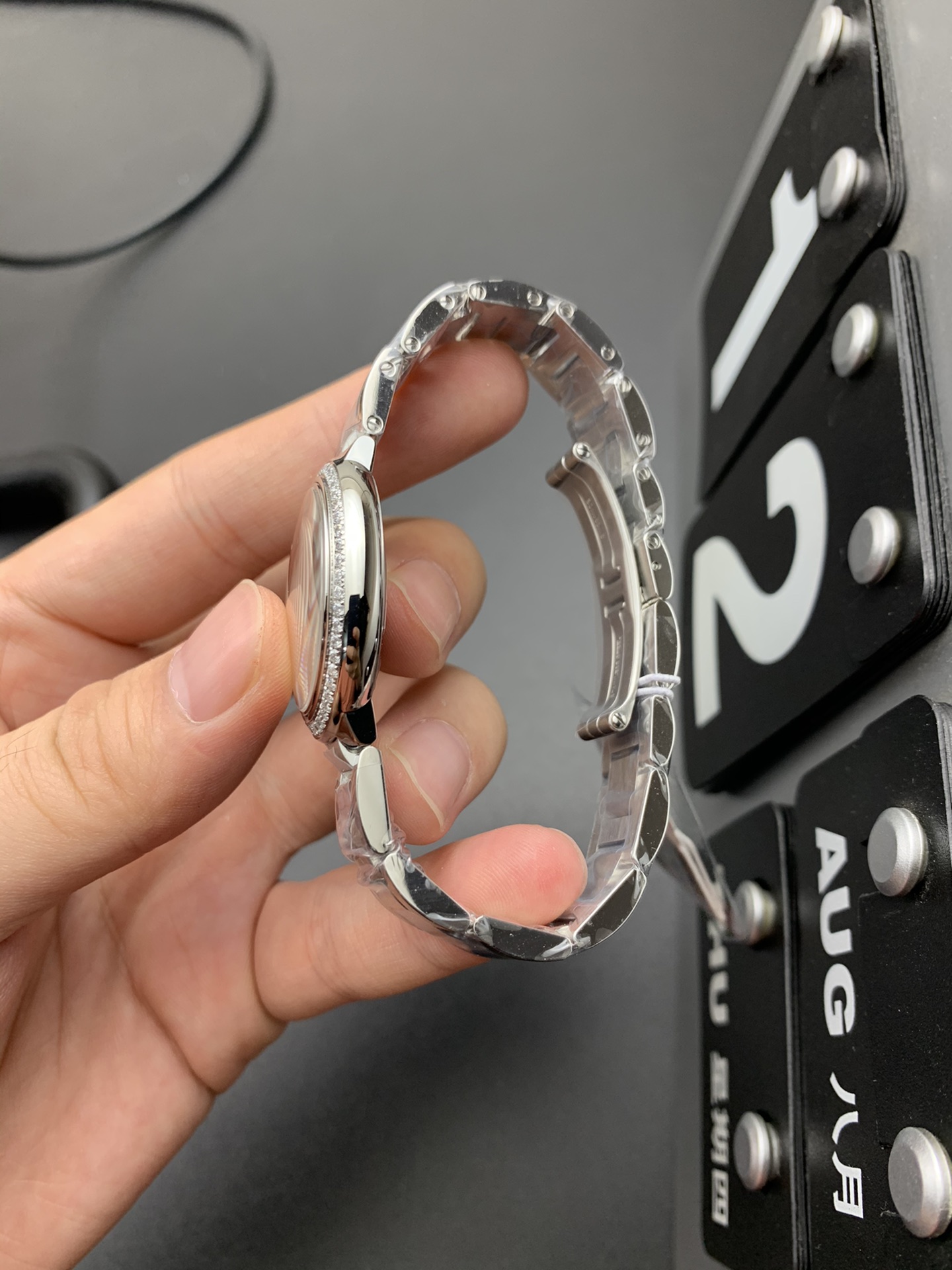 Cartier V6 33石英气球