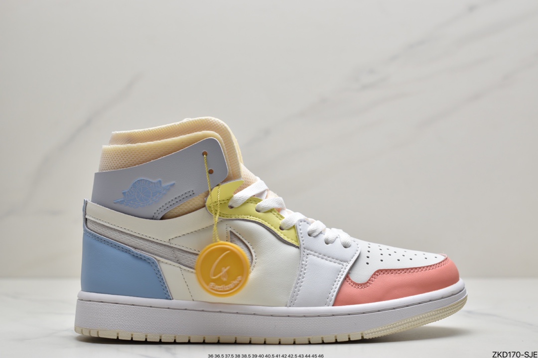270 Air Jordan 1 Zoom Air CMFT  公司同源3M反光材质精心打造 原楦头原纸板开发 ，版型完美匹配成型 其次缓震科技长足进步 搭载全掌 Zoom Air 气垫 ，脚感方面相比之前的 Air Jordan 1 有了跨越式的增长  鞋舌Zoom Air字样 飞翼 Logo下方 Zoom 标签，足以彰显身份  官方货号：CT0978SL Size：36 36.5 37.5 38 38.5 39 40 40.5 41 42 42.5 43 44 44.5 45 46 ID：ZKD170-SJE