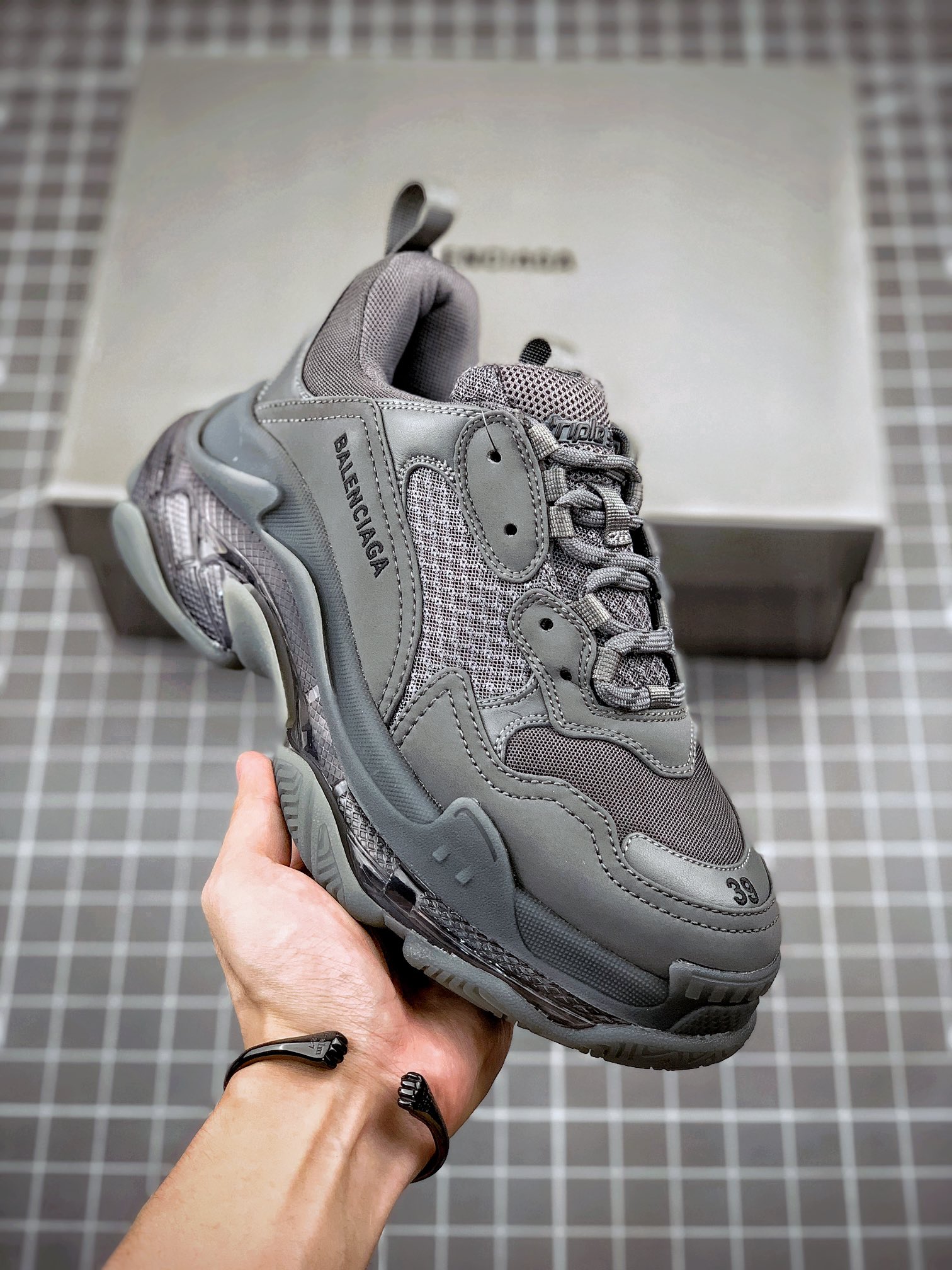 ✈️Balenciaga Triple S 19 versión oficial con colchón de aire versión original pura oficial aviso de envío de tamaño com…