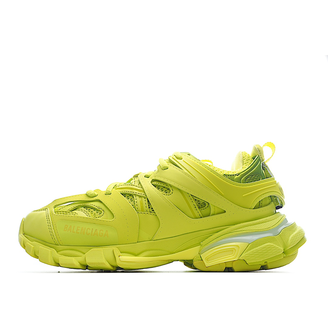 灯光版 巴黎世家3.0 三代户外概念鞋 ❕Balenciaga  Sneaker Tess s.Gomma MAILLE WHITE/ORANGE 纯原版本 原装大盒 顶级专供碾压市面一切真标版本 专柜同步包装 细节精准对位官方 私模组合大底 从里到外 最大尺度还原官方ZP 后跟位置增加了可充电 LED 灯带的部分，只需单击「Track」键即可点亮，并设有红、黄、蓝、绿、紫等 11 种不同的灯光模式