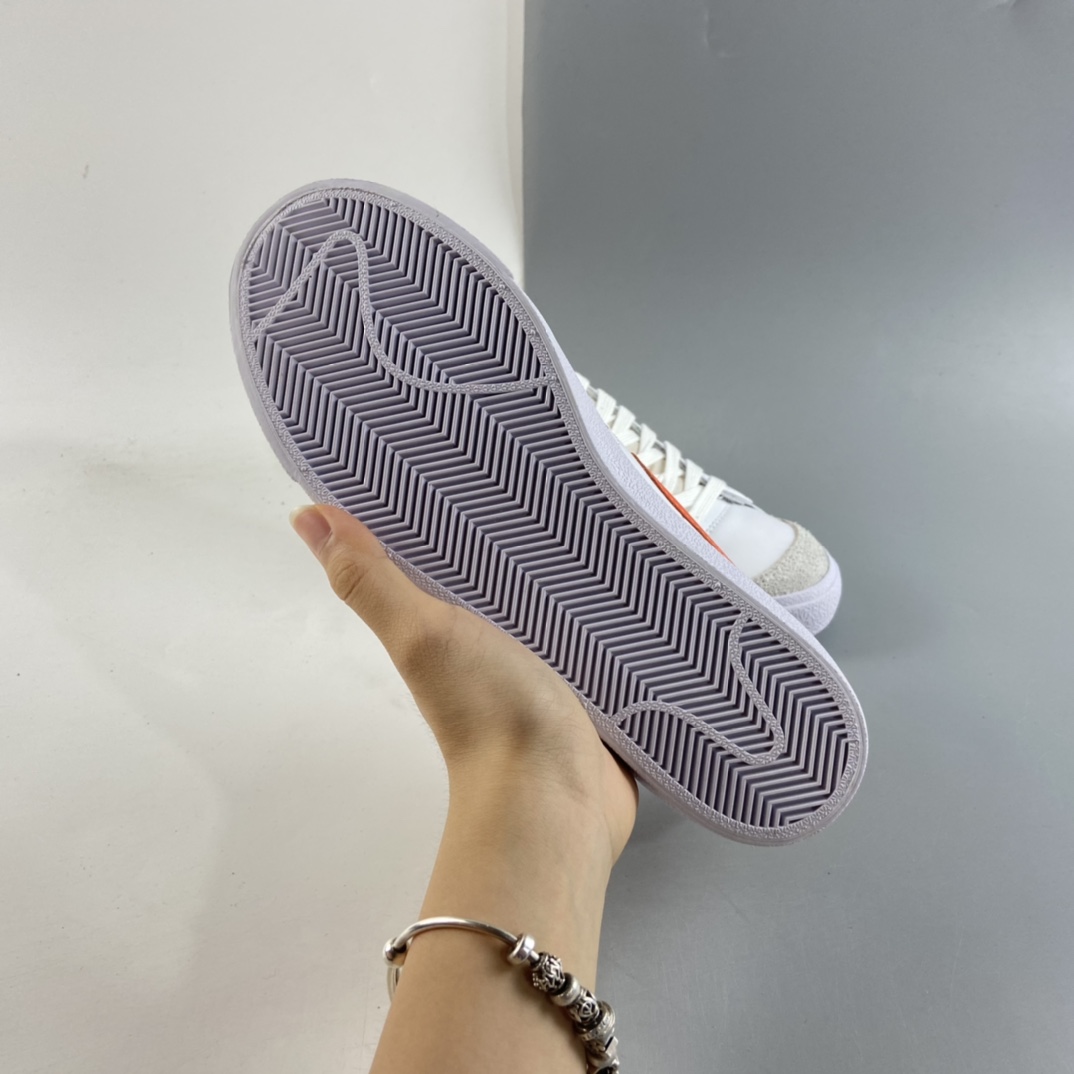 P160  NIKE Blazer Low ’77 Vintage 开拓者皮面低帮休闲板鞋 DC4769-105